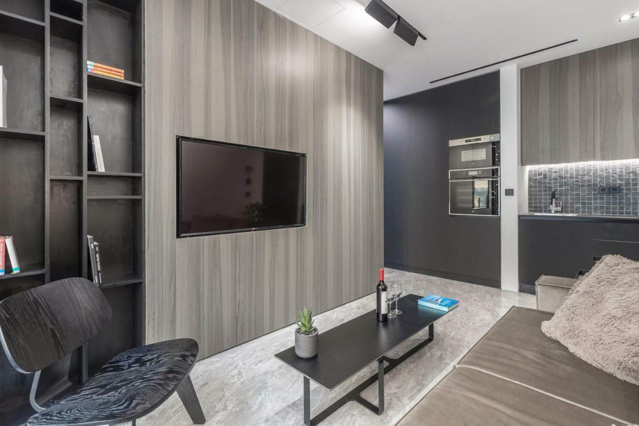 The Duke Boutique Suites Атина Екстериор снимка