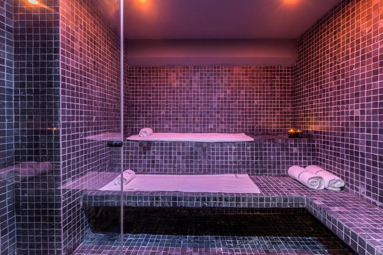 The Duke Boutique Suites Атина Екстериор снимка